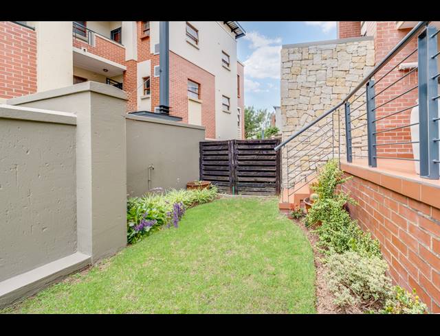 1 BEDROOM SECTIONAL TITLE FOR SALE IN DOUGLASDALE